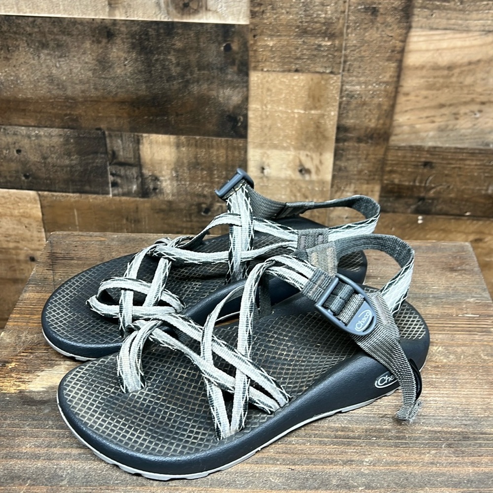 Chaco ZX/2 Classic Apex Gray Hiking Water Sandals‎ Women's Size 8